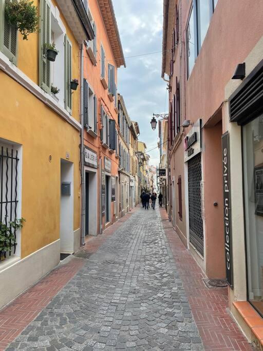 Tres Bel Appartement, Port Sanary, Bagian luar foto